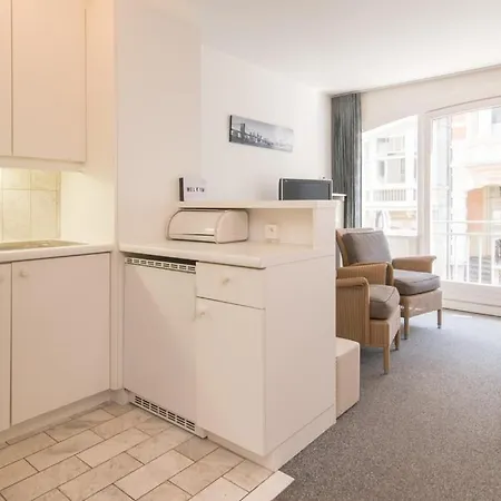 Atlantic 11a Apartment *